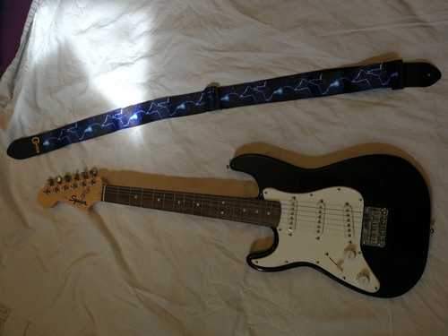 Fender size lh electric - 3/4,