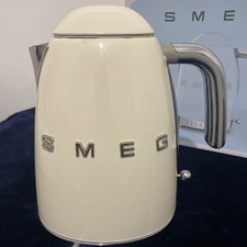 Smeg KLF03CRUK Retro Style Kettle 1.7L 3000W Cordless Jug Cream Stainless Steel