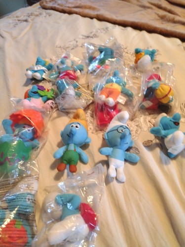 Vintage collectable smurfs - smurfs, mc