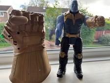 Marvel Avengers Thanos FIGURE + Infinity Gauntlet 2017Light & Sounds (Glove Toy)