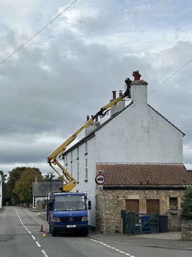 Cherry picker hire with - picker,