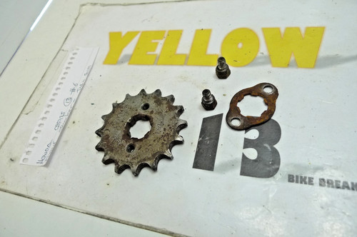 Honda cbf125 front sprocket - front, +