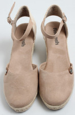 REFRESH BEIGE WEDGE UK 6