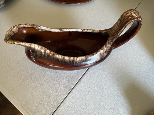 Vintage hull pottery - vintage,
