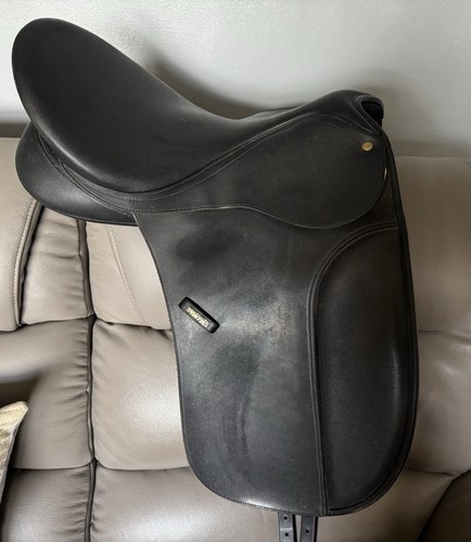Wintec black dressage - black,