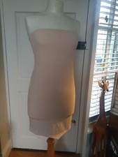 pretty little thing  Rose