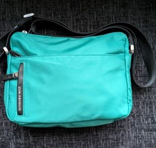 Mandarina duck hunter - mandarina,