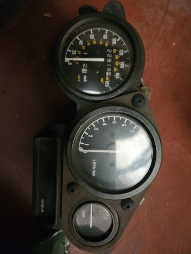 Yamaha fzr 250 3ln speedometer - 250,