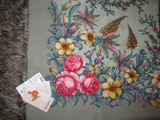 1604-10 women scarf Pavlovo
