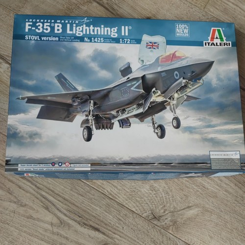 Italeri 1425 raf lockheed - raf,