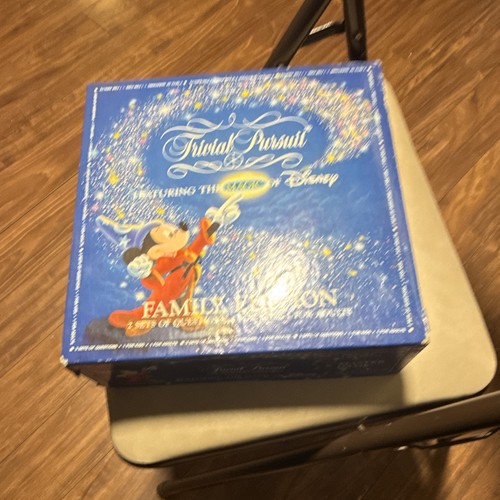 Trivial pursuit disney family - pursuit,