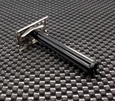 Vintage 1955 Gillette Bakelite
