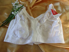 Triumph Doreen White/Nude Wire Free Lace Full Cup Bra Choose Size BNWT/BNIB 