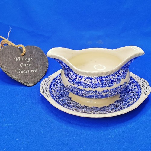 Blue white gravy boat sauce - white,
