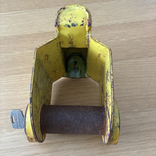 Stronghold caravan hitch - hitch, lock
