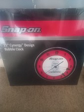 Snap On 15" LED Bubble Clock