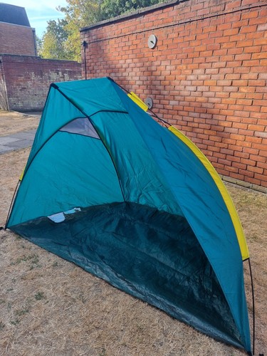 Beach tent