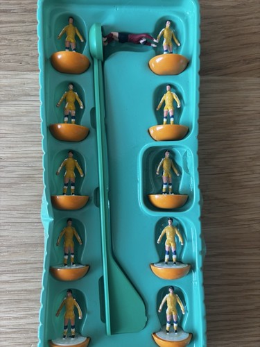 Subbuteo team c100 torquay utd - team,