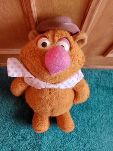 Fozzie bear muppet - fozzie,