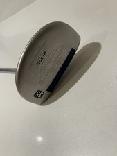 Mizuno Dare To Dream H-305