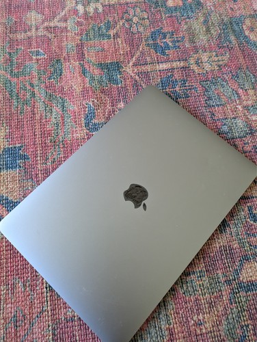 Macbook air 2019 retina i5 - 13",