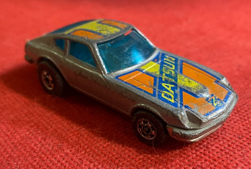 Hot wheels car datsun - wheels, z