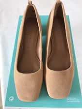 Next Leather  yellow /ochre/ Mustard court shoes size 5 BNWT