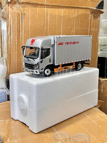 Scale isuzu jmc box - 1:18,