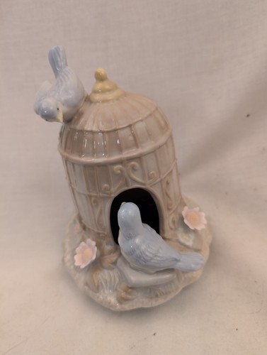 Birds with birdhouse music box - with,
