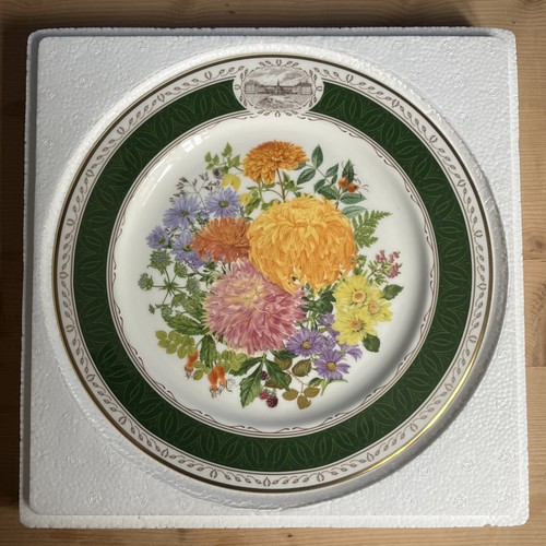 Chelsea flower show - show, plate