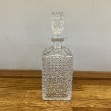 Stunning square Heavy Crystal Cut Glass Whiskey Decanter