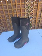muck wellington boots