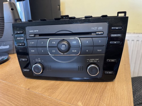 Mazda radio cd - ,,
