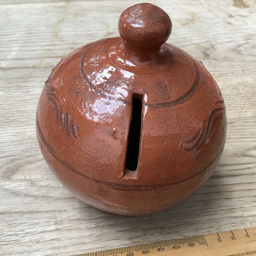 Vintage terracotta smash - terracotta, money