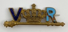 VICTORIA REGINA BADGE