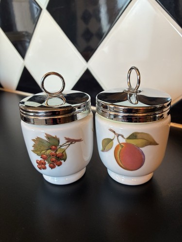 Pair small royal worcester - pair,