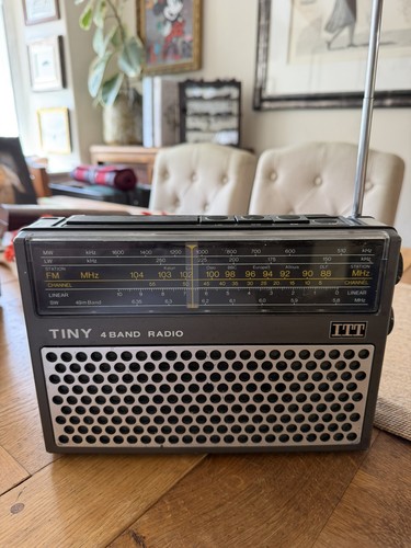 Itt tiny radio - band,