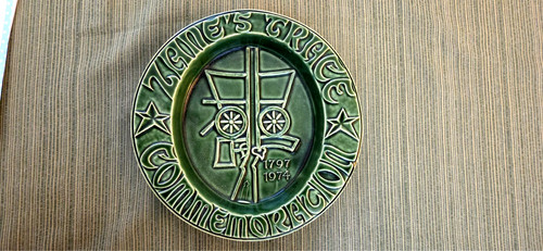 Mccoy pottery dark green - mccoy,