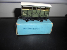HORNBY DUBLO G.W. CATTLE TRUCK PALE BLUE BOX MARCH 1948 - 3 RAIL
