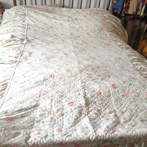Vtg 70s bedspread - 70s, bed
