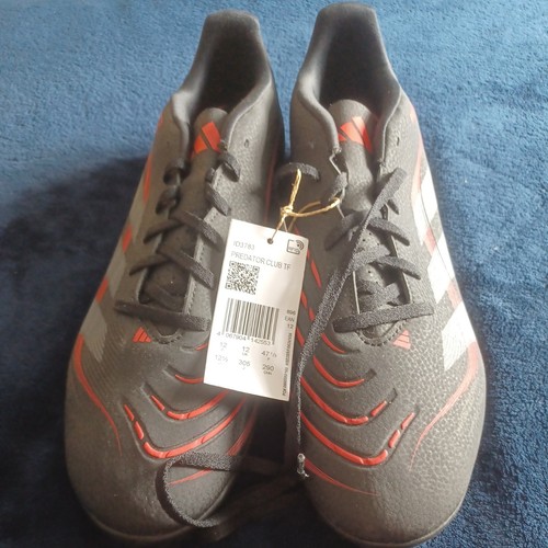 Black red adidas predator - red,