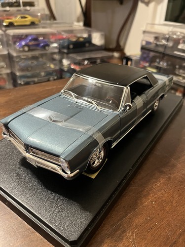 Maisto 1965 pontiac - pontiac, 1:18