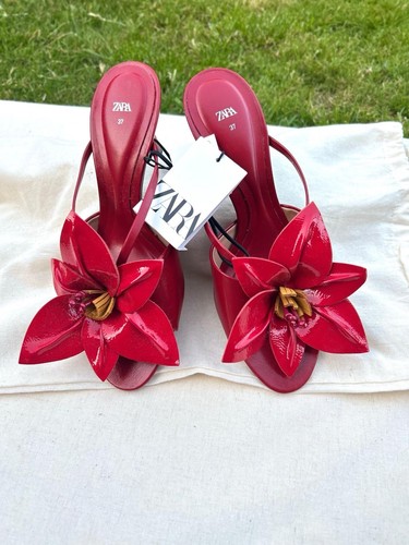 Zara heeled sandals featuring