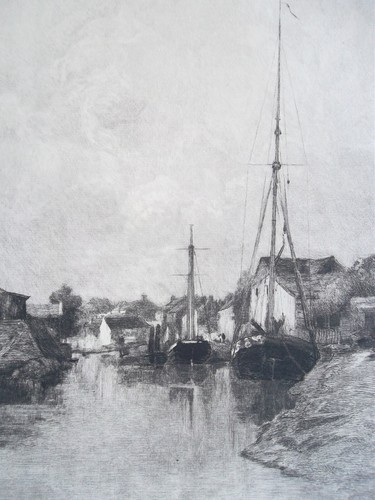 Boats canal chantenay at - on,