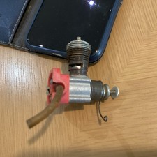 COX .049 Glow Engine i USED