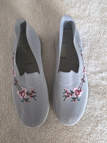 Women gray slip sneakers - women's,