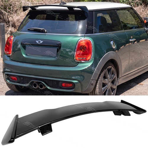 Glossy black rear roof - glossy,