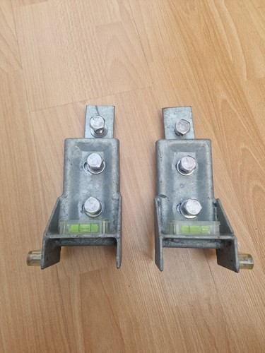 Caravan jacking brackets - brackets,