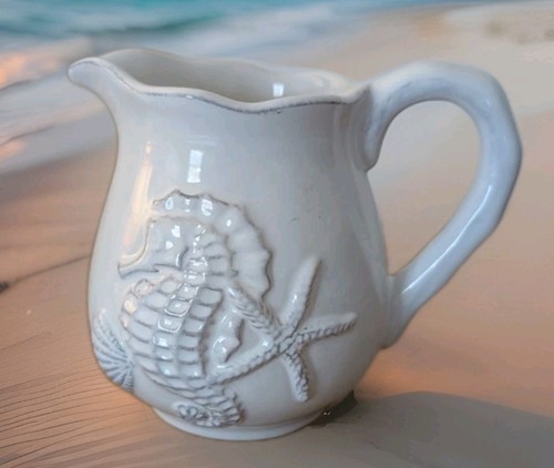 Blue sky white ceramic creamer - white,