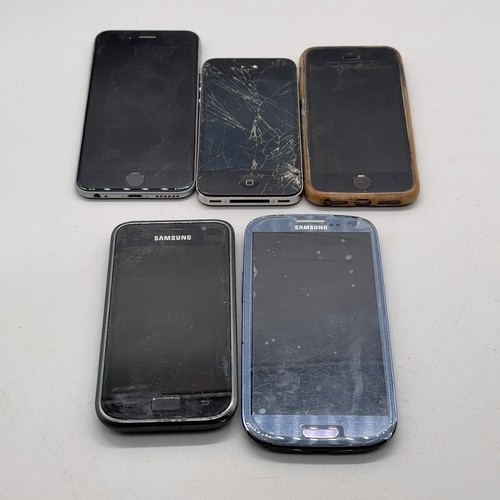 Job lot mobile phones - 5,